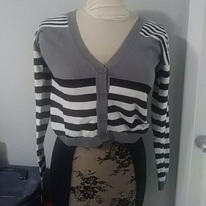 💲FLASH SALE💲 Body Central crop top sweater